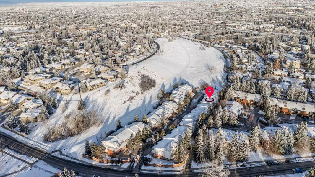 8020 Silver Springs RD NW #32, Calgary, AB T3B5R6