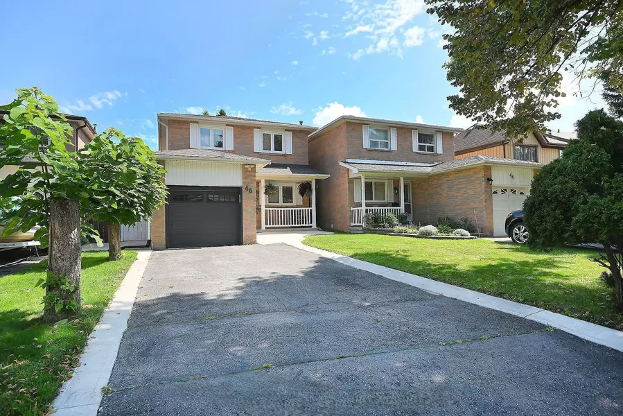 46 Berkshire SQ, Brampton, ON L6Z 1N4