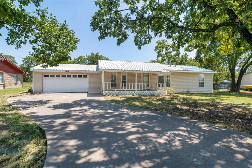 Celeste, TX 75423,108 N 6th Street