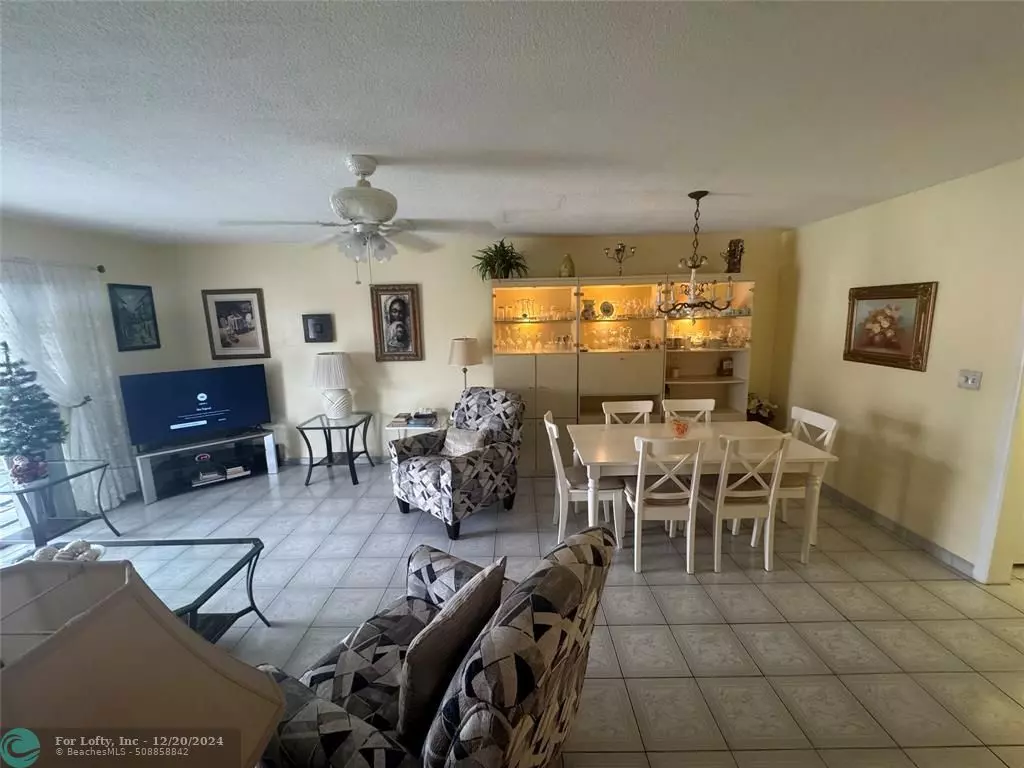 North Miami Beach, FL 33162,16900 NE 14th Ave  #302