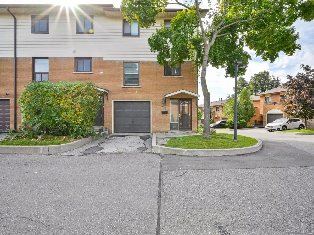 Vaughan, ON L4L 2K5,88 Rainbow DR #24