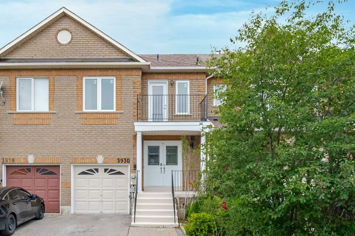 Mississauga, ON L5M 6R3,3930 Coachman CIR