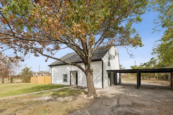 Gunter, TX 75058,402 W Cedar Street