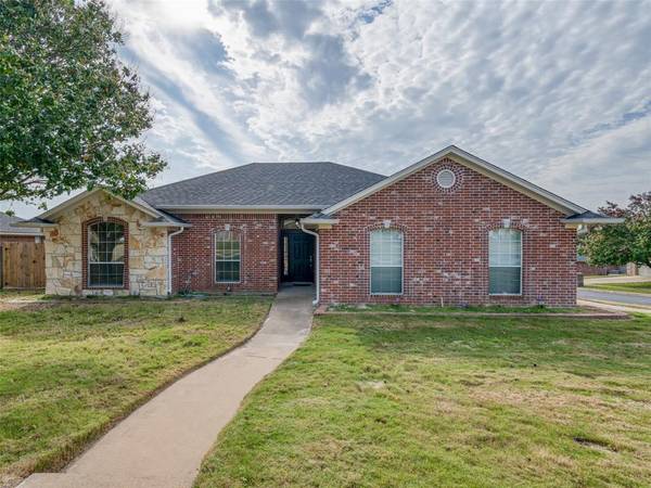 11325 Meadows Drive, Flint, TX 75762