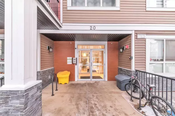 Calgary, AB T2X 4L2,20 Walgrove WALK Southeast #313