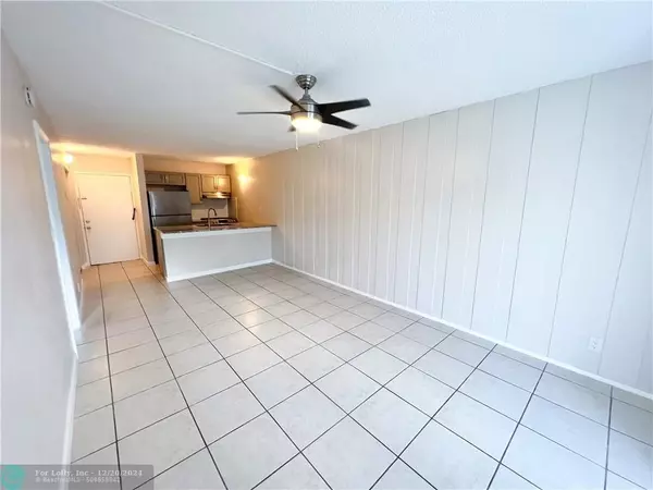 Coral Springs, FL 33065,2701 Riverside Dr  #216-B