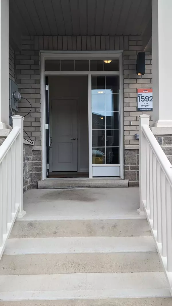 Barrie, ON L9J 0C3,85 Greer ST