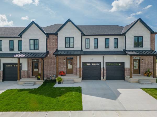 147-52 SCOTTS DR, Lucan Biddulph, ON N0M 2J0