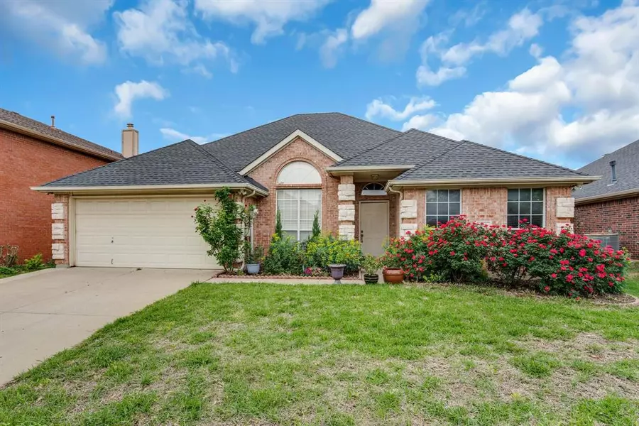 908 Birkshire Drive, Lewisville, TX 75077