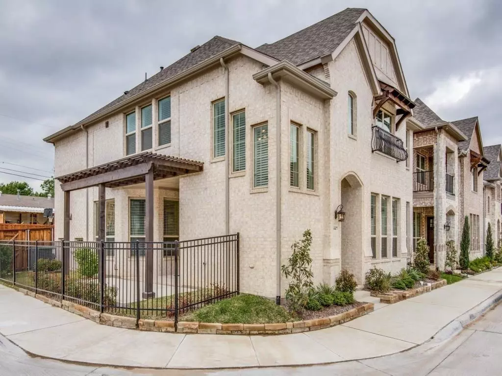 Irving, TX 75060,447 Renaissance Lane