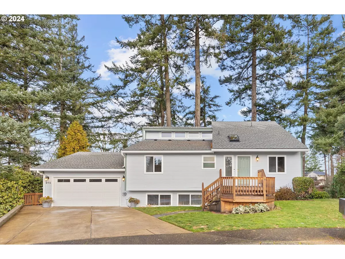 Gresham, OR 97080,975 SW FLORENCE CT