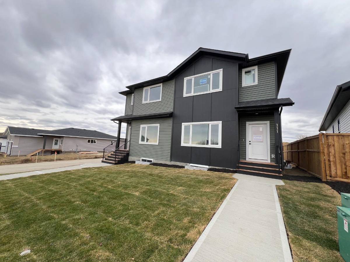 Sylvan Lake, AB T4S 0W4,111 Gray Close