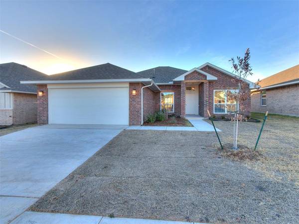 1109 Acacia Creek Drive, Yukon, OK 73099