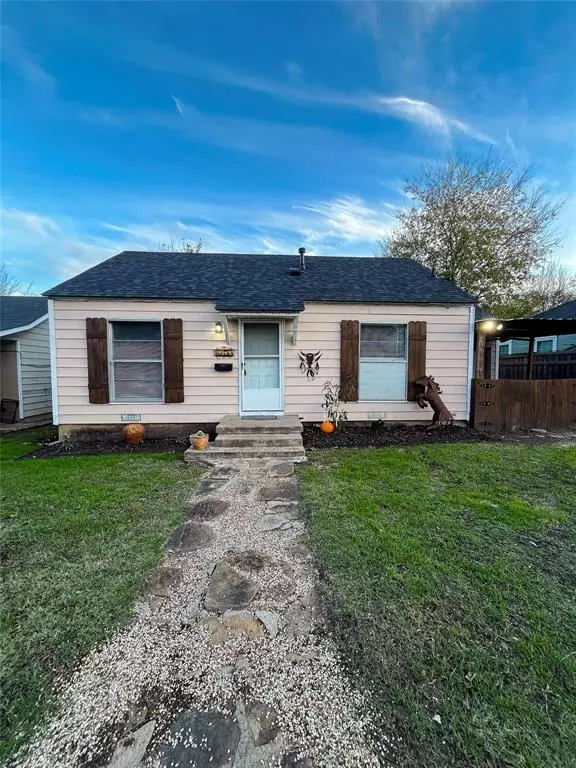 4133 Alamo Avenue,  Fort Worth,  TX 76107