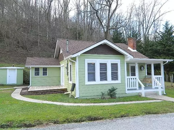 6426 Buchanan Road, Glade Spring, VA 24340