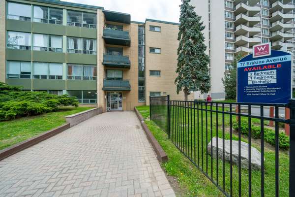 77 Erskine AVE #M9, Toronto C10, ON M4P 1Y5