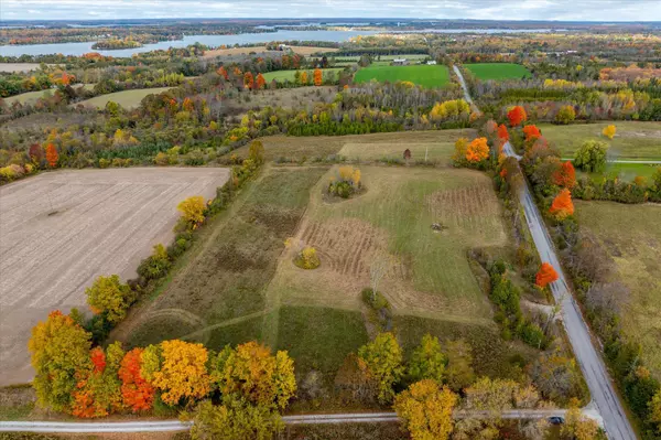 Smith-ennismore-lakefield, ON K0L 2H0,0 Centre Line N/A