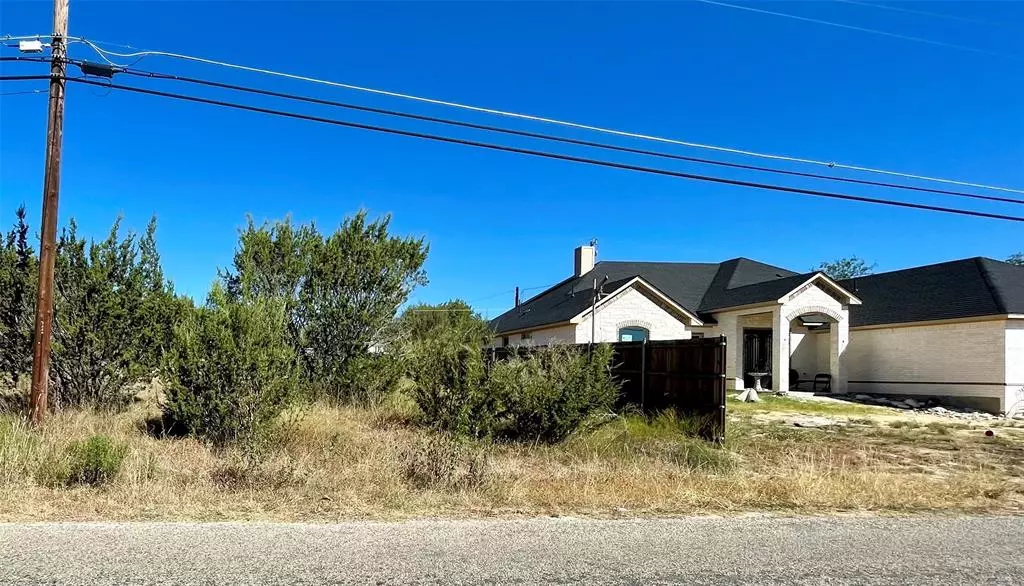 3226 Hilltop Road, Granbury, TX 76048