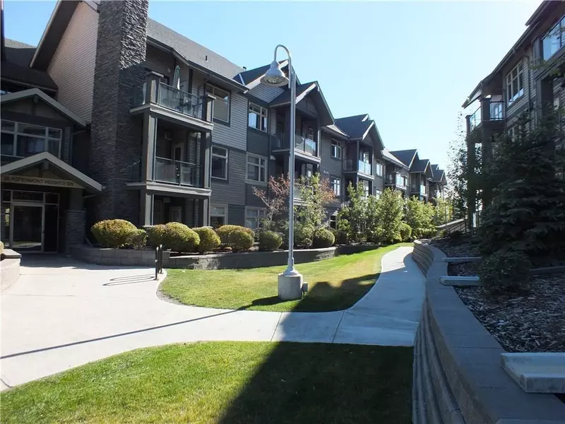 35 ASPENMONT HTS SW #235, Calgary, AB t3h 0e5