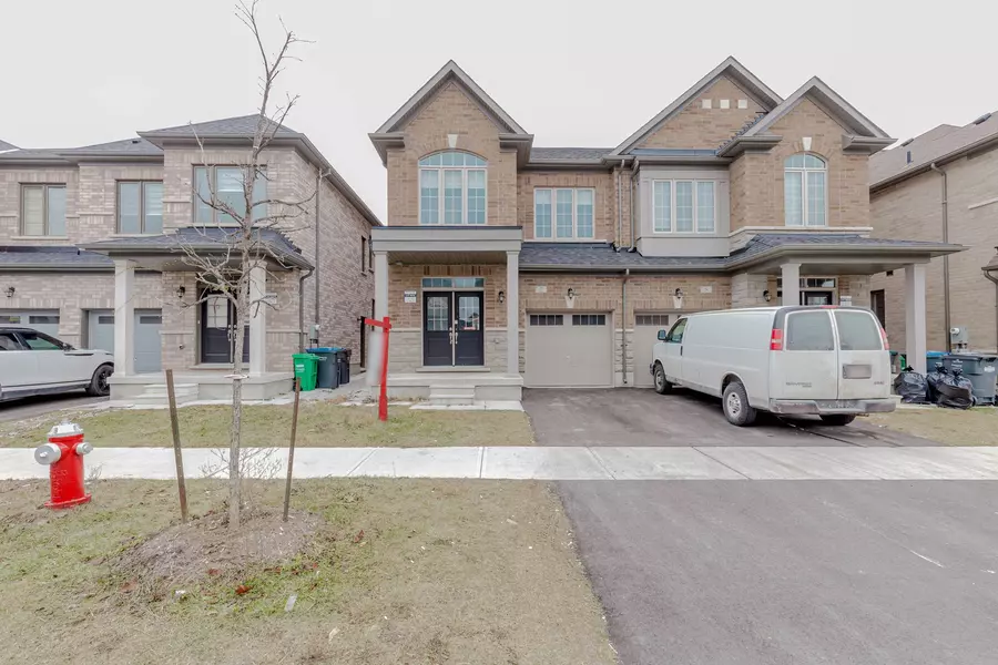 7 Truffle CT, Brampton, ON L7A 5A6