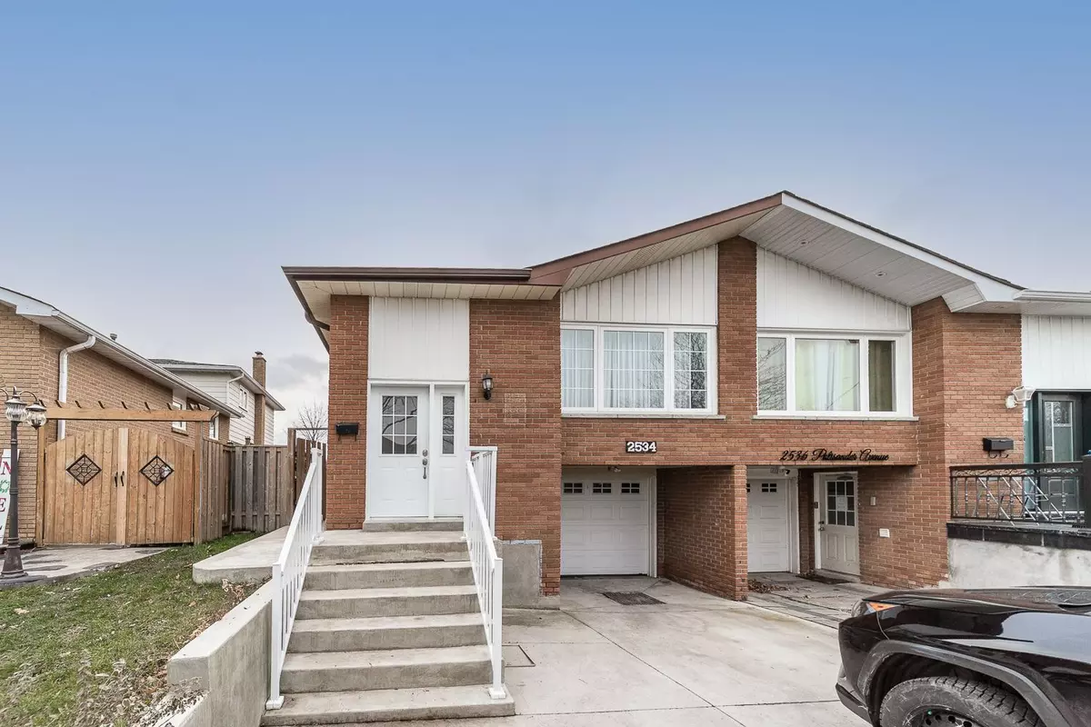 Mississauga, ON L5B 2L2,2534 Palisander AVE #Lower