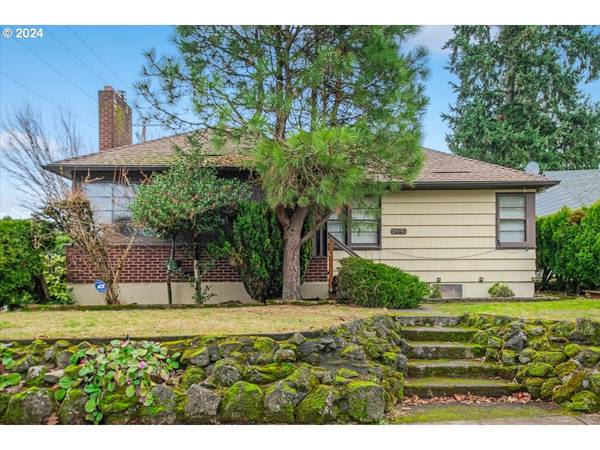 5440 NE 35TH AVE, Portland, OR 97211