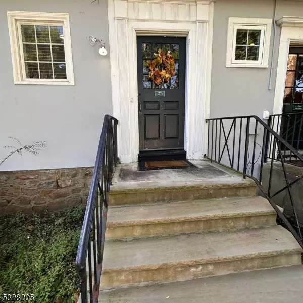 2 E Main St. Apt 1 #1, Mendham Boro, NJ 07945