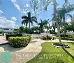 1801 NE 62nd St  #127, Fort Lauderdale, FL 33308