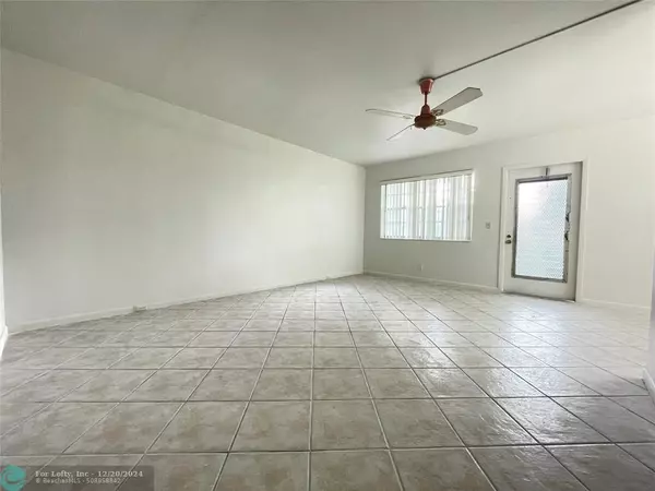 Deerfield Beach, FL 33442,92 Markham  E  #92