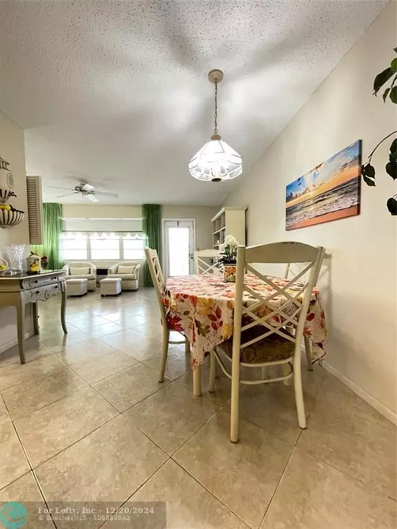 Deerfield Beach, FL 33442,321 Oakridge R  #321