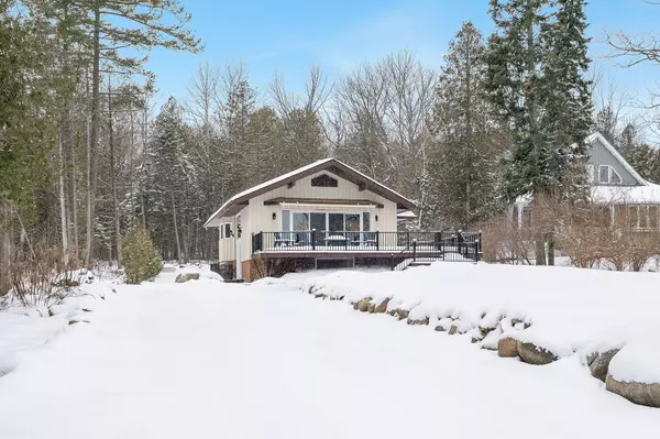 328 Cedar AVE, Meaford, ON N4L 1W5