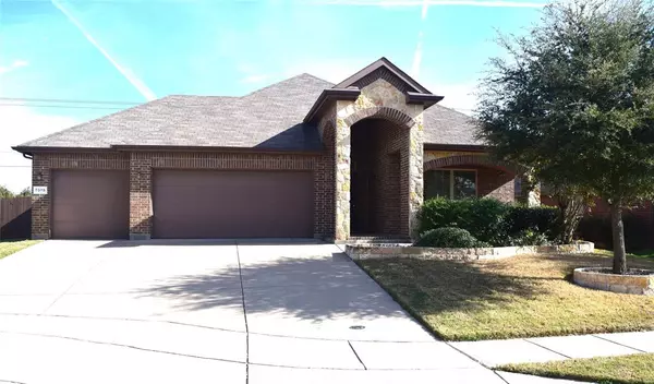 9505 Cypress Lake Drive, Fort Worth, TX 76036