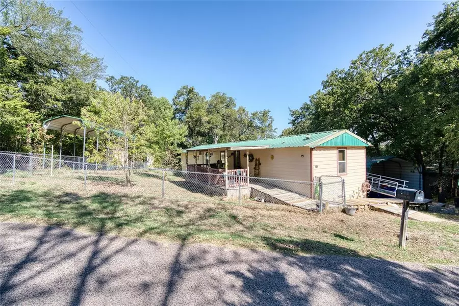 211 Castle Bar Road, Gordonville, TX 76245