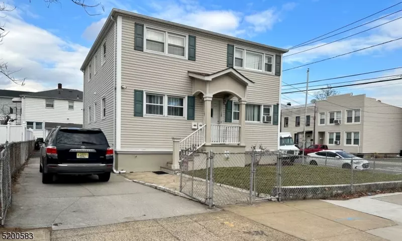 19 Radley St #2, Kearny Town, NJ 07032