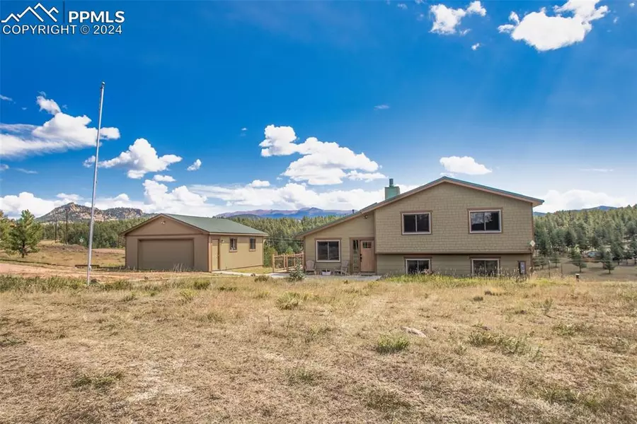 558 N Deer Mountain RD, Florissant, CO 80816