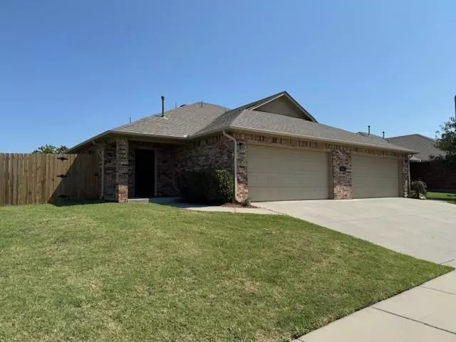 Oklahoma City, OK 73170,821 SW 151st Street #A