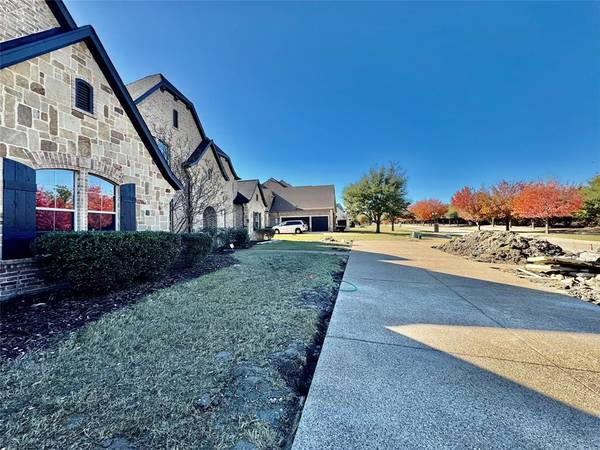 Heath, TX 75032,516 Heathland Crossing