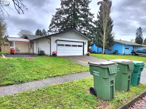 Newberg, OR 97132,900 N HULET AVE