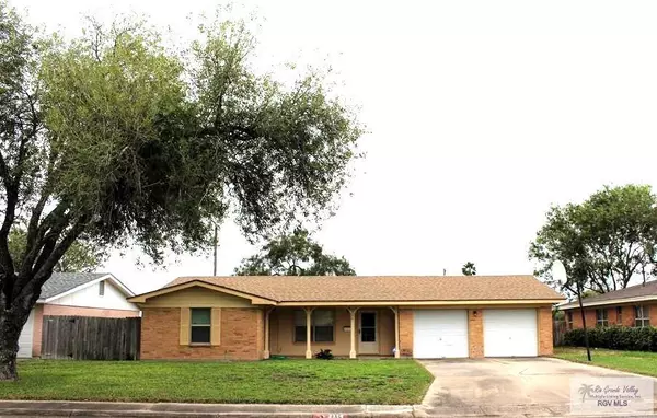 2114 LISA ANN AVE., Harlingen, TX 78550