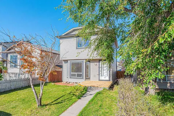 Calgary, AB T3J 2V5,10 Martindale Mews NE