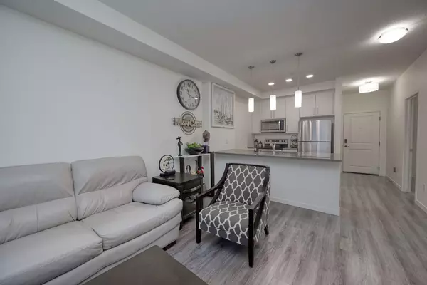 Calgary, AB T3M 3H4,30 Mahogany Mews SE #207