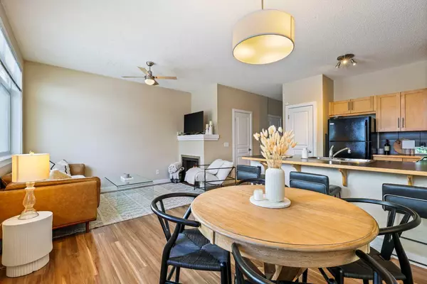 79 Panatella HL NW,  Calgary,  AB T3K 0S7