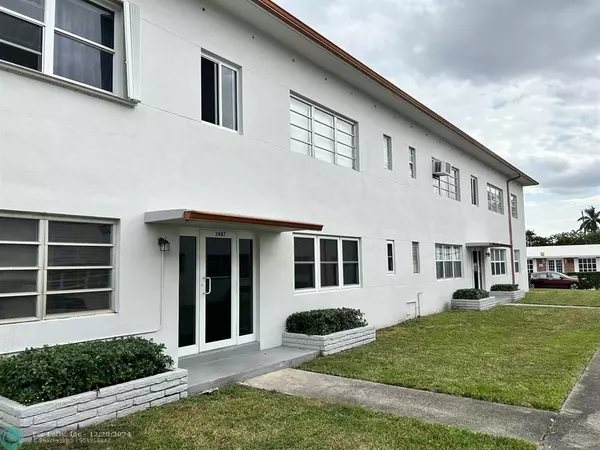 3907 W Flagler St, Miami, FL 33134