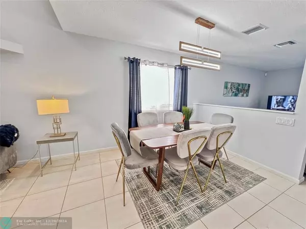 Pompano Beach, FL 33069,1403 Banyan Cir