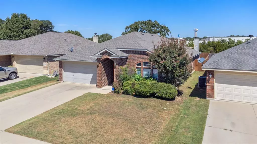 842 Randall Road, Weatherford, TX 76087