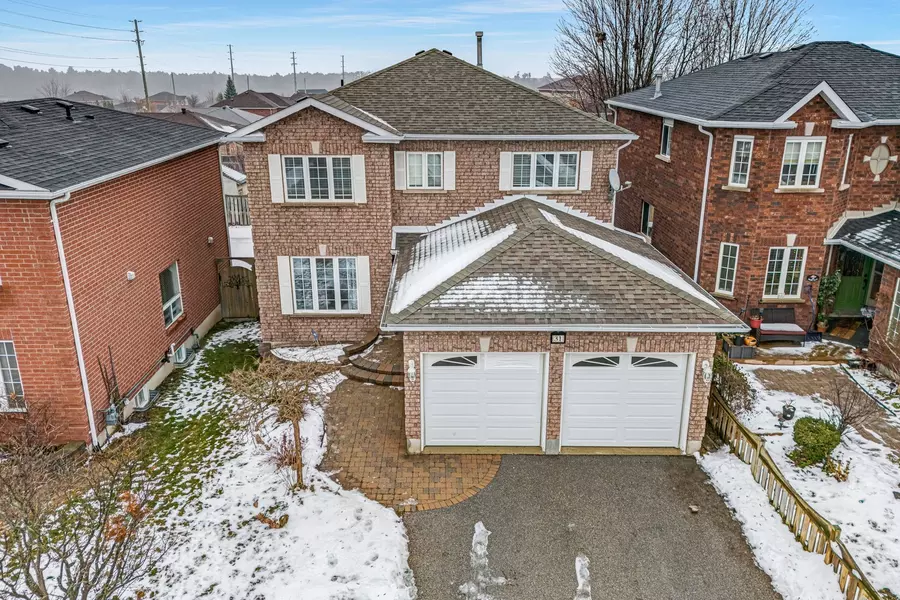 31 Brown Wood DR, Barrie, ON L4M 6N5