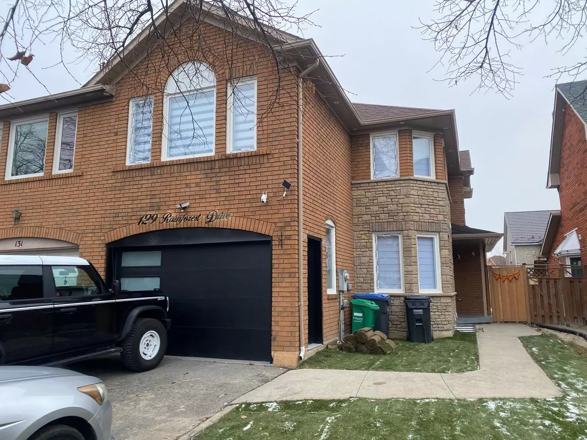 Brampton, ON L6R 1A3,129 Rainforest DR S