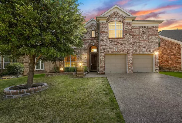 15516 Mayflower Trail, Fort Worth, TX 76262