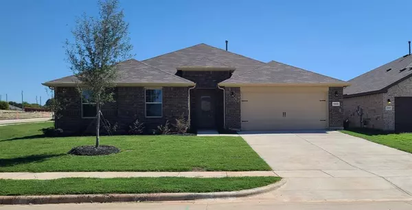 1905 COOKES Lane,  Cleburne,  TX 76033