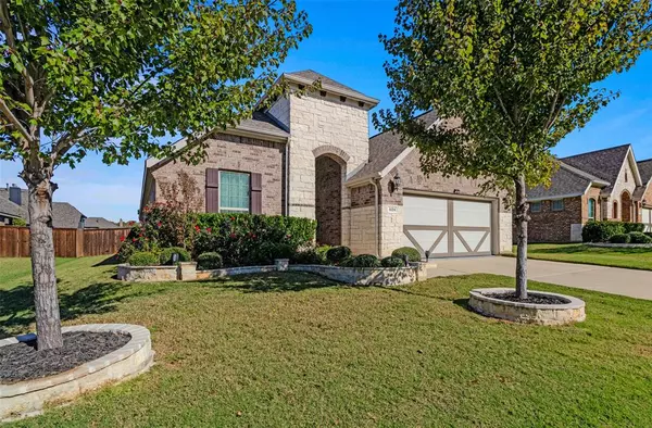 1124 Diamond Dove Drive, Little Elm, TX 75068